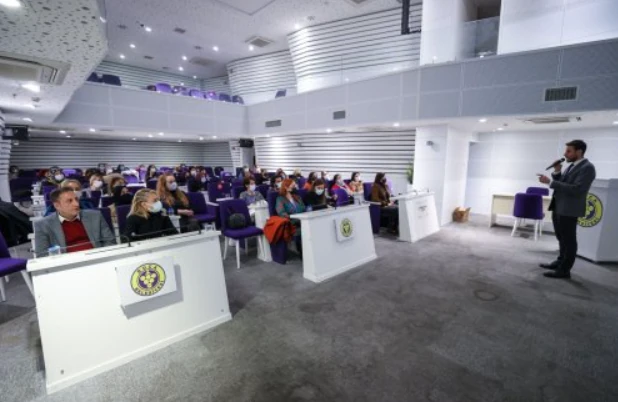 Prof. Dr. Selçuk Erkılınç Buca rahim ağzı kanseri farkındalık konferansı